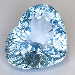 13.85ct Schweizer Blau Topas Herz Millenium Schnitt