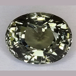 1,91 ct grüner Turmalin im Ovalschliff 8,33 x 6,44 mm