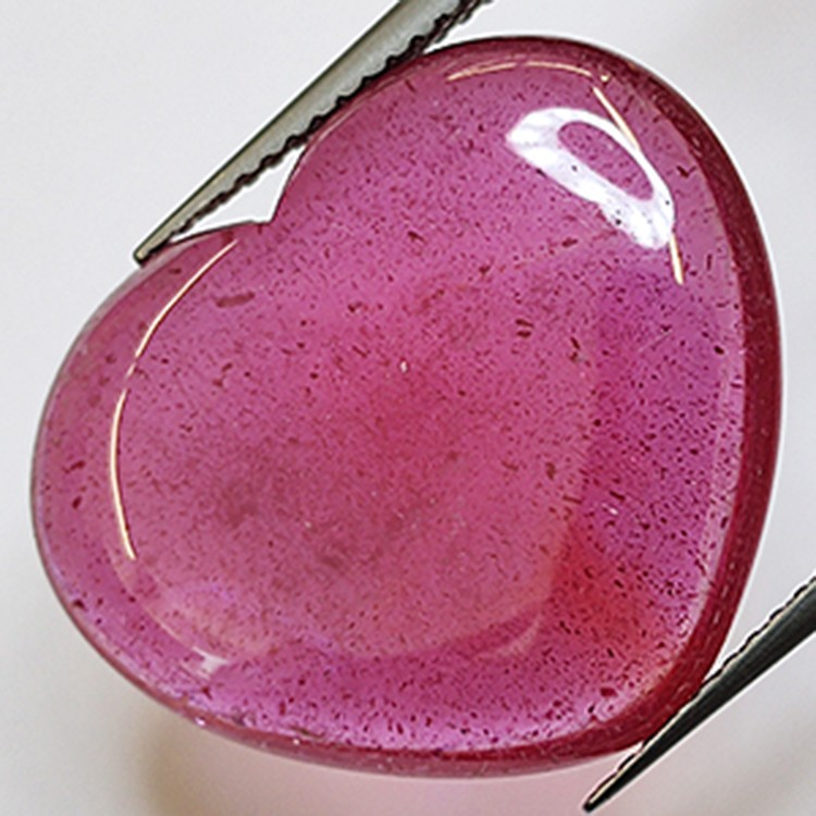 21.27ct Rubin Cabochon Herz