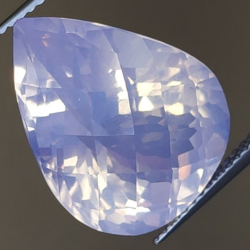 13.46ct Ametista Lavanda Taglio Pera con Scacchiera