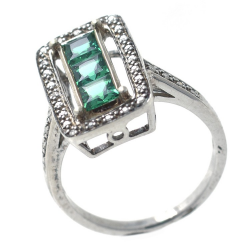 Diamonds, laboratory emerald and 925 silver ring