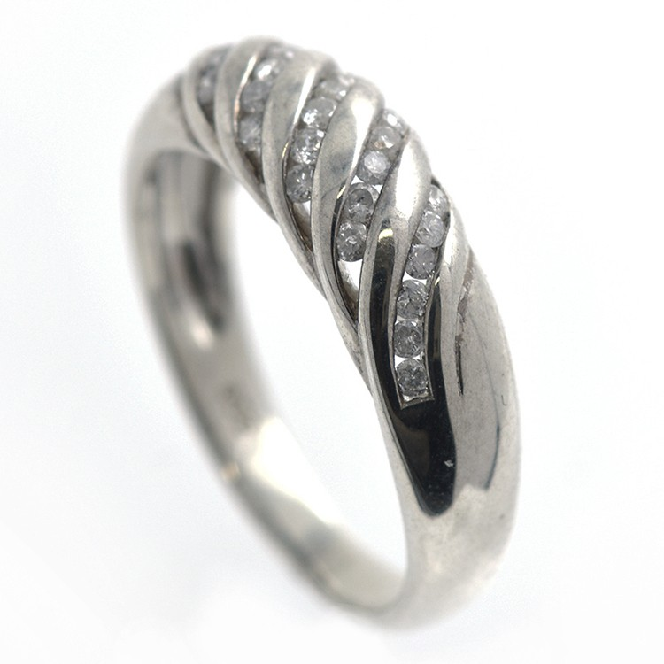 Diamonds and Silver 925 Ring