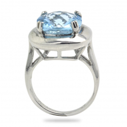 Blue Topaz & 925 Sterling Silver Ring