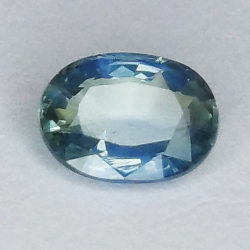 1.10ct Zaffiro Facettato Ovale