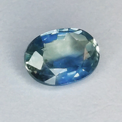 1.10ct Zaffiro Facettato Ovale