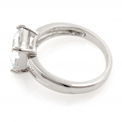 White topaz ring and 925 silver