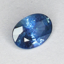 0.86ct Saphir Oval Schnitt