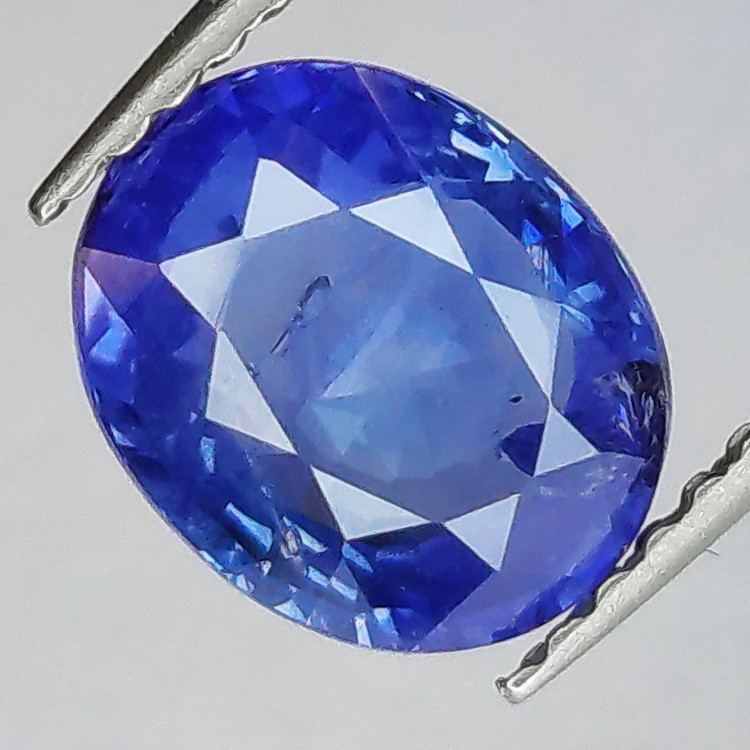 2.15ct Saphir Oval Schnitt