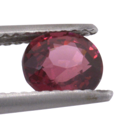 1,21ct.Rhodolite Garnet Oval Cut