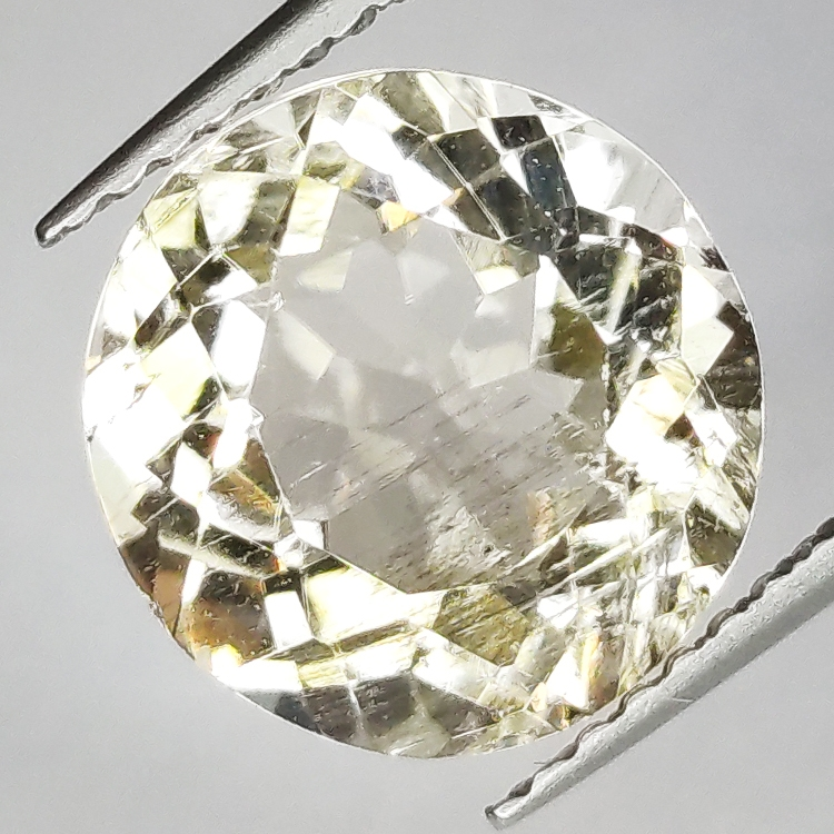 3.78ct Escapolita Talla Oval