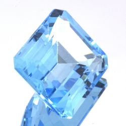 18,96ct Swiss BlueTopaz Emeral Cut