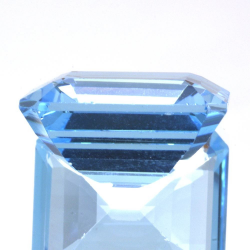 18,96ct Swiss BlueTopaz Emeral Cut