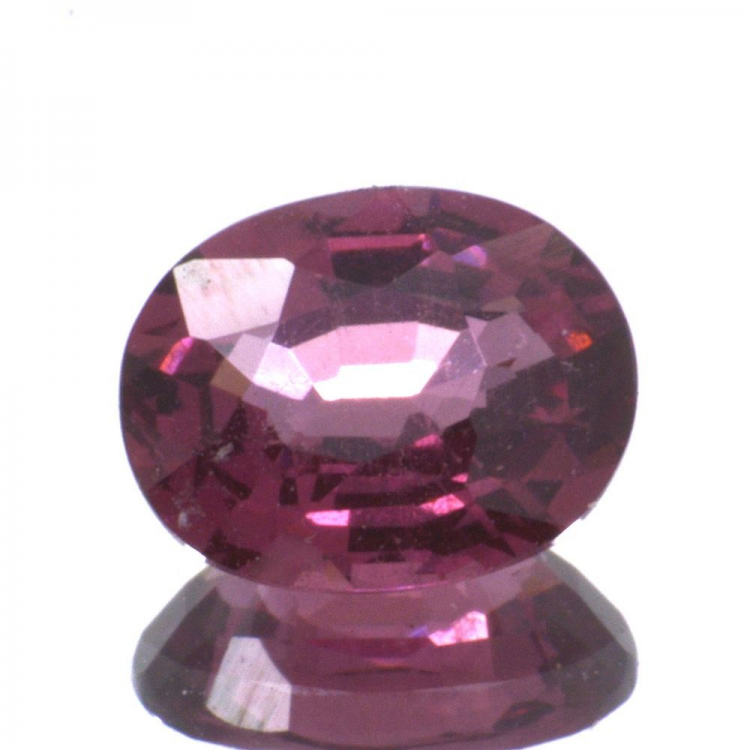 1,11ct.Rhodolite Garnet Oval Cut