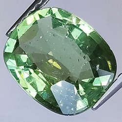 3.07ct Apatite Verde Taglio Cuscino