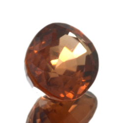 3.36ct Zircon Orange coupe ovale 9.1x7.2mm