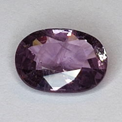 2.33ct Espinela Morado talla oval 10x7mm