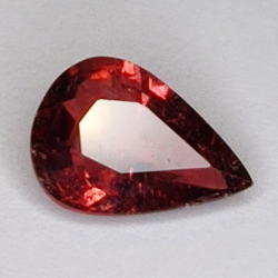 2,51ct Tormalina Rubelite taglio pera 12x8mm