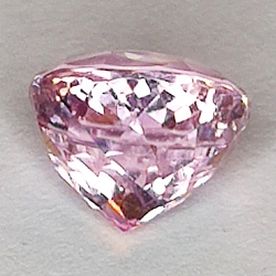 1.80ct Tourmaline rubellite oval cut 7x6mm