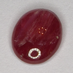 1.70ct Rubis Étoilé cabochon ovale8x6mm