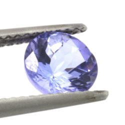 Taglio ovale di tanzanite da 1,33 ct, 6,82 x 4,44 mm