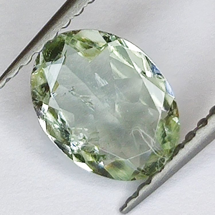 0,96ct Tourmaline Verdélite coupe ovale 9x7mm