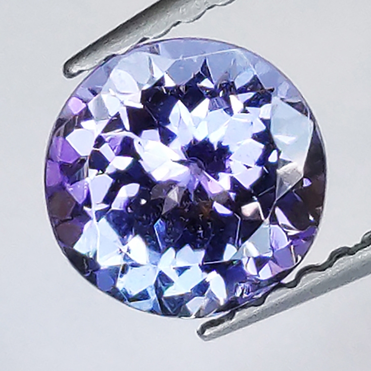 1,08ct Tanzanite coupe ronde 6x3mm