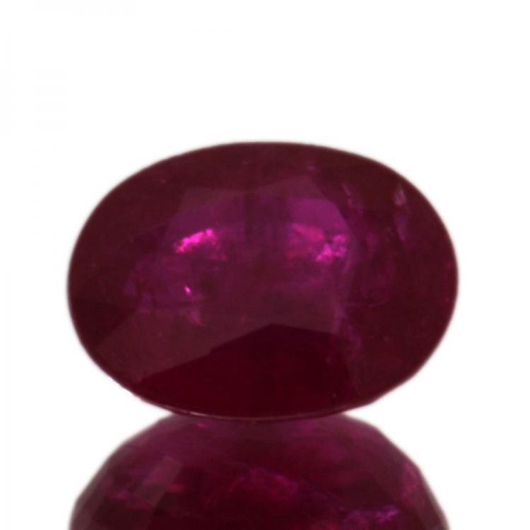 1,69ct Ruby Oval Cut