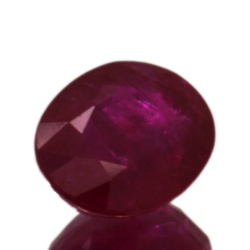 1,69ct Ruby Oval Cut