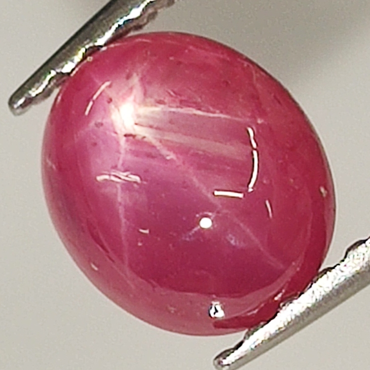 1.36ct Ruby Star cabochon oval cabochon 6x5mm