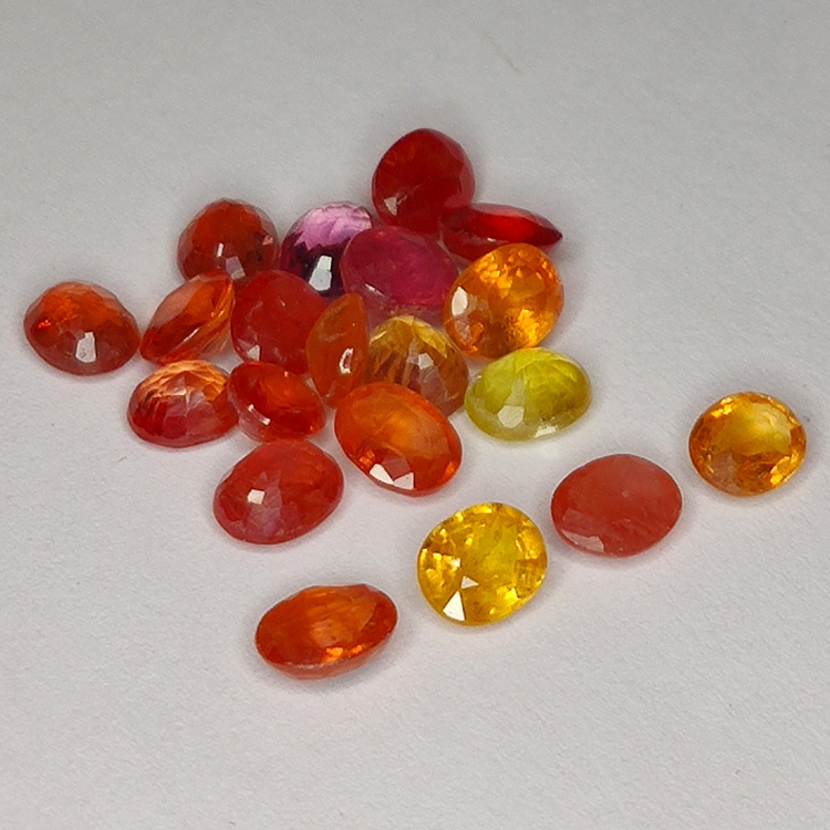 9,87ct Songea Saphir Orange coupe ovale 5x4mm 20pcs