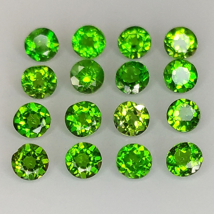 Chromodiopside Coupe ronde 1.0-2.6 mm 1ct