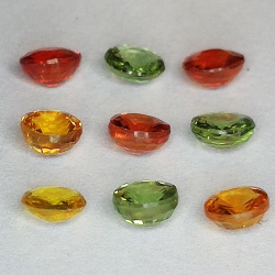 Round cut multicolored Songea sapphire. 3.7-4.4mm 1ct