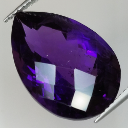 Pear cut amethyst with checkerboard 18.00x13.00mm 1pz