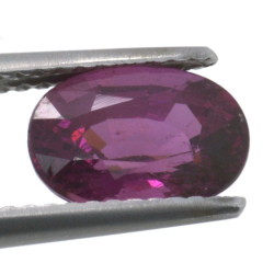 2,43ct.Rhodolite Garnet Oval Cut 