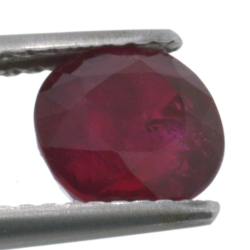 2,25ct Ruby Oval Cut