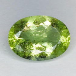 Taglio ovale verde acquamarina da 7,62 ct, 15,80 x 11,46 x 7,15 mm