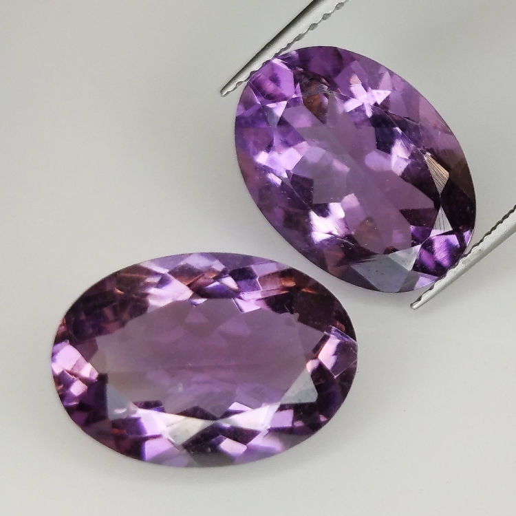 Amethyst oval cut 14.00x10.00mm 2pz