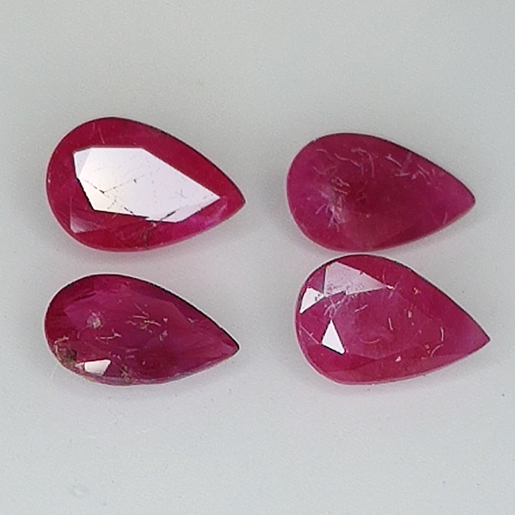 Ruby pear cut 6x4mm 4pcs