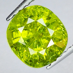 1.98ct Mali Grenat coupe ovale 7.2x6.8x5.1mm