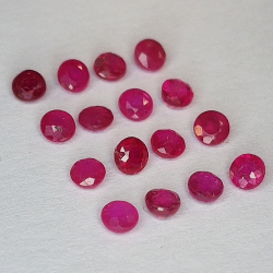 Ruby Round Cut 2,0-2,55 mm