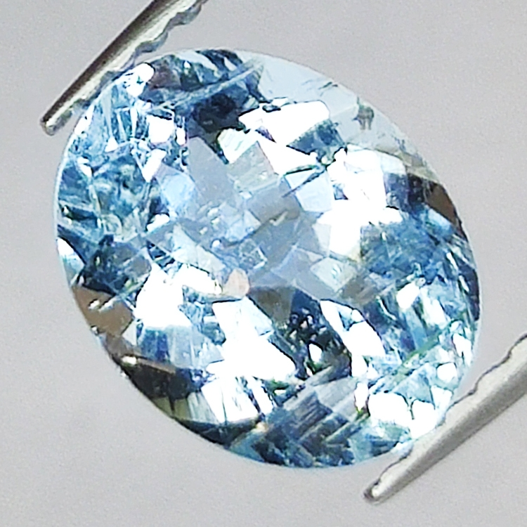 1.73ct Aquamarine Oval Size 8.9x7x4.8mm