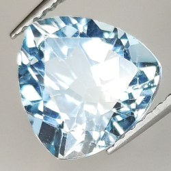 Trillion cut blue topaz 9x9mm 1pz