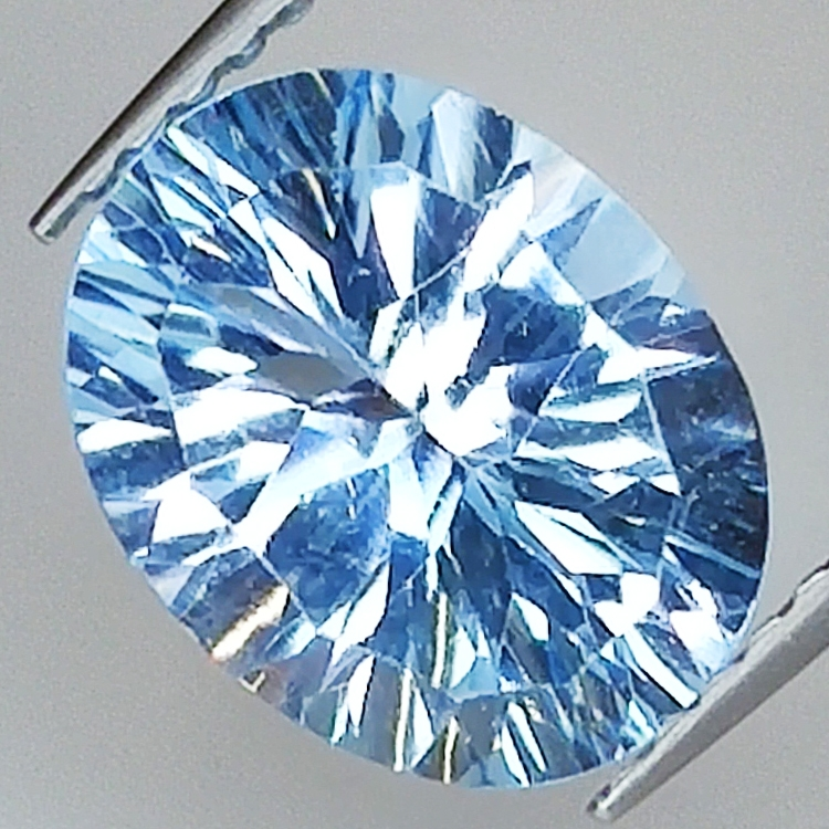 Topacio azul talla oval millenium 10x8mm 1pz