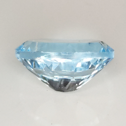 Topaze bleue ovale taille millénaire 10x8mm 1 pc