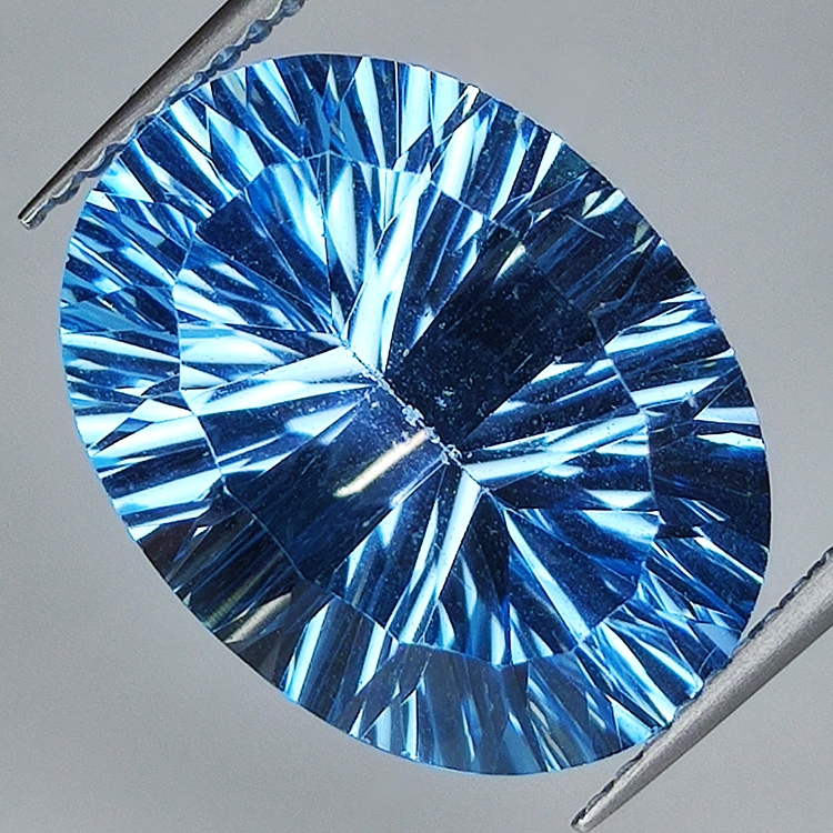 Topacio azul talla oval millenium 16x12mm 1pz