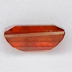 0,67ct Saphir Padparadscha baguetteschliff 6x3mm