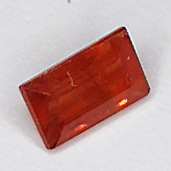 0.67ct Sapphire Padparadscha baguette cut 6x3mm