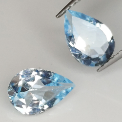 Topacio azul talla pera 9x7mm 4pz