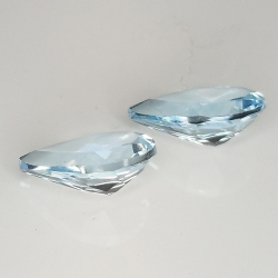 Topacio azul talla pera 9x7mm 4pz