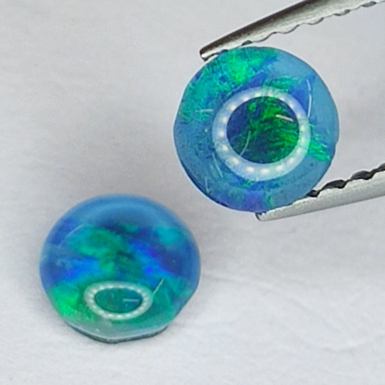 Cabochon In Opale Da 0,86 Ct, Taglio 5 Mm